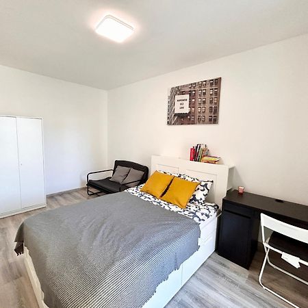 New 2022 Family&Friends Downtown Ac 3Br 2Ba Free Parking Big Balcony Near Metro&Train Station Self Check-In Apt Budapeszt Zewnętrze zdjęcie